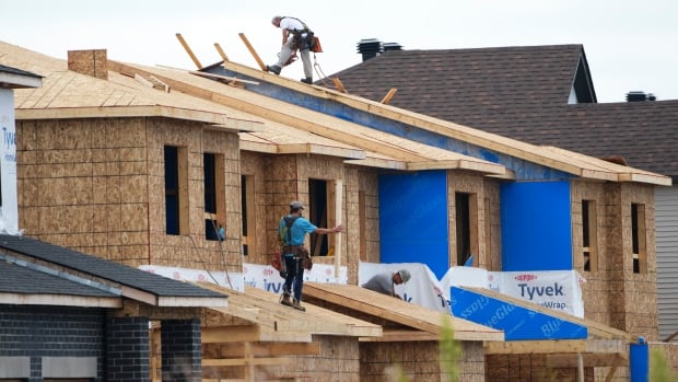  Le gouvernement fédéral consacre 6,2 milliards de dollars aux mesures de logement dans sa mise à jour économique