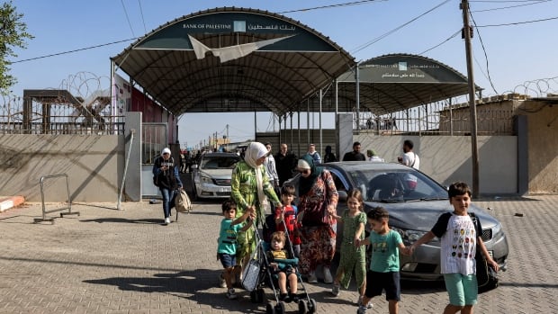 Le poste frontière de Rafah avec l’Egypte rouvrira dimanche, selon les autorités de Gaza