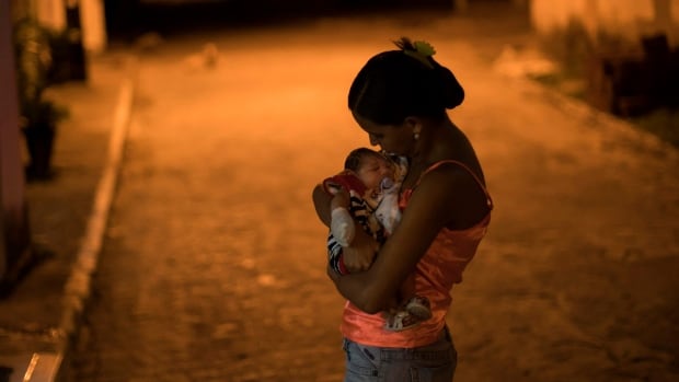  Les femmes enceintes et les enfants sont confrontés à des conséquences « désastreuses » sur la santé du changement climatique, prévient l’OMS
