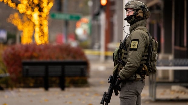  Les médias américains de droite ont présenté la fiction comme un fait : une attaque terroriste inexistante en provenance du Canada à Rainbow Bridge