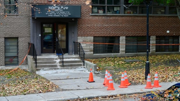  Une école juive de Montréal touchée par des tirs dans la nuit pour la deuxième fois cette semaine
