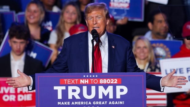  La Maison Blanche dénonce la « rhétorique grotesque » de Trump sur les immigrants en campagne électorale