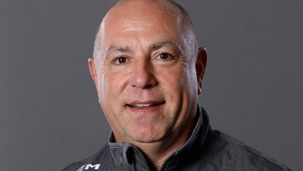  L’entraîneur-chef de l’AHL a suspendu 10 matchs pour avoir tenu des propos homophobes à l’encontre d’un officiel