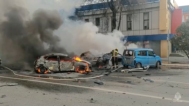  Une ville frontalière russe bombardée, un jour après que l’Ukraine ait été frappée par une attaque aérienne meurtrière