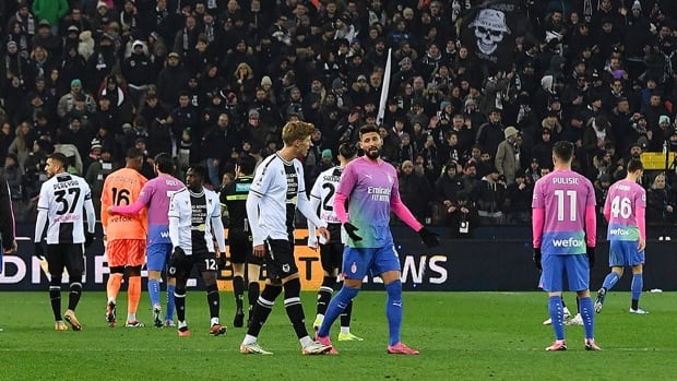  La police punit 4 autres supporters de l’Udinese pour abus racistes sur le gardien de l’AC Milan