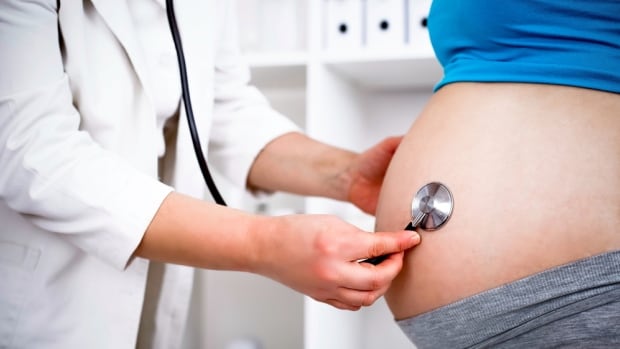  Le taux de fécondité au Canada en 2022 est le plus bas jamais enregistré, rapporte Statistique Canada