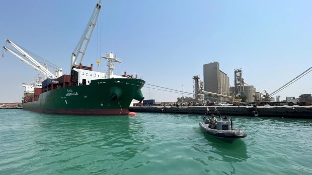  Un navire vide battant pavillon de Malte touché par un missile au large du Yémen