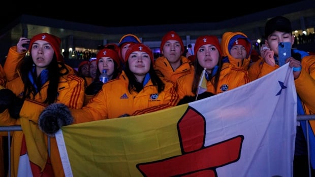  Des dizaines d’athlètes du Nunavut dans l’incertitude quant à leur passeport à l’approche des Jeux d’hiver de l’Arctique