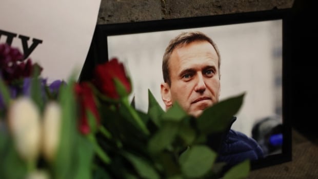  Des soupçons pèsent sur la mort annoncée d’Alexeï Navalny, comme d’autres critiques du Kremlin avant lui