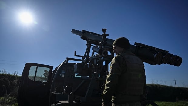  Les conservateurs demandent au Canada de faire don de roquettes à l’Ukraine, mais toutes ne sont pas prêtes au combat