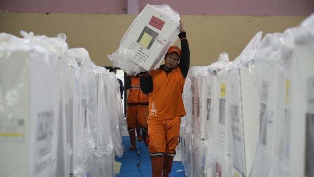  Tout ce que vous devez savoir sur l’incroyable logistique du processus de l’élection présidentielle indonésienne