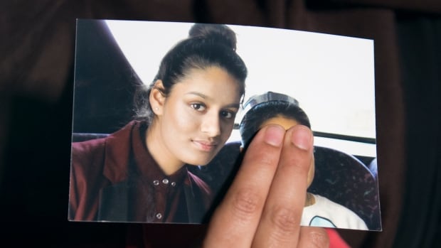  Une femme d’origine britannique qui a rejoint l’État islamique à 15 ans perd son appel pour la citoyenneté