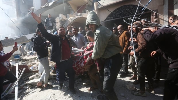  Une frappe israélienne fait 8 morts à Rafah, selon les autorités sanitaires